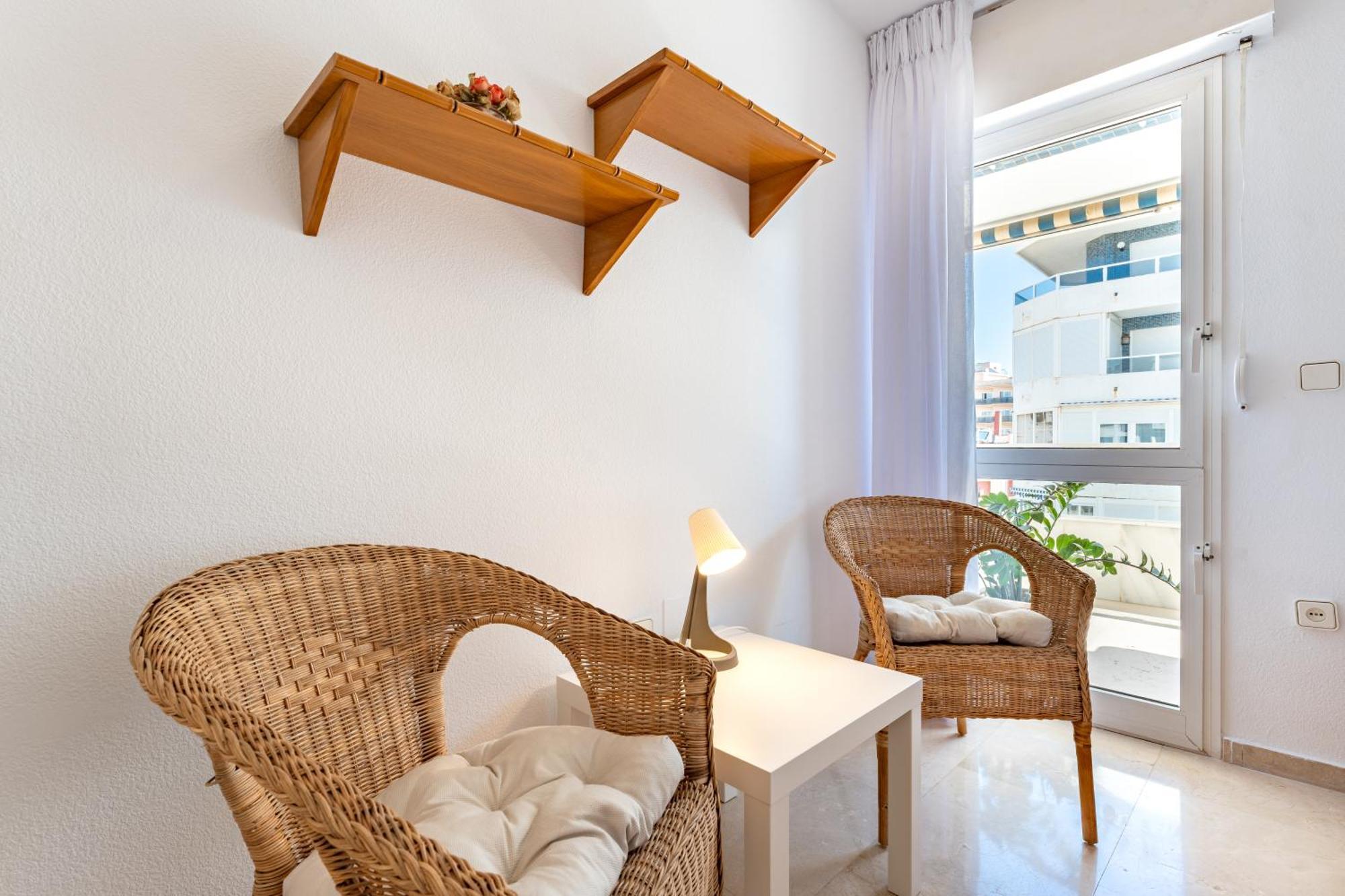 Tropico Carihuela View & Parking Apartment Torremolinos Bagian luar foto